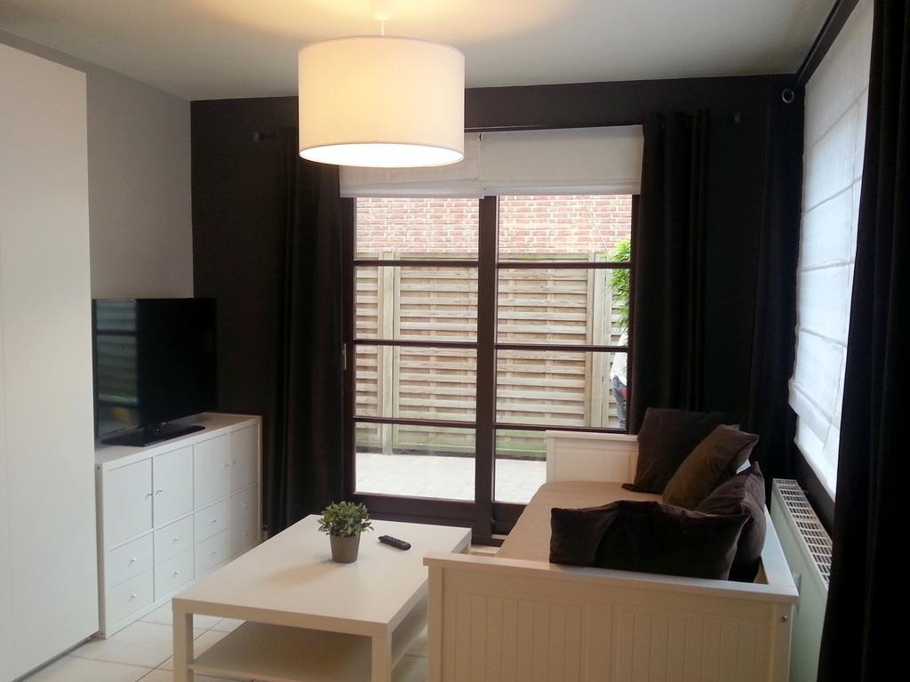 19 Brussels Expo Wemmel Quarto foto